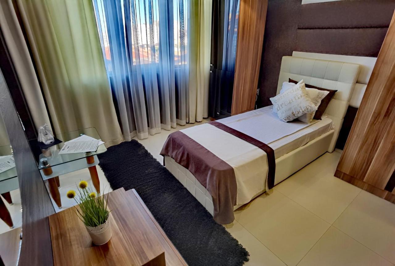 Hotel Acktion Shumen Bagian luar foto