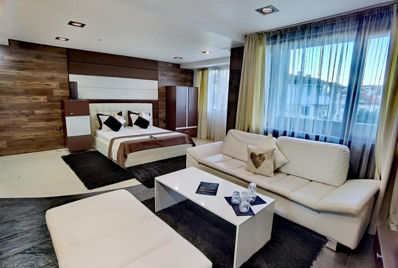 Hotel Acktion Shumen Bagian luar foto