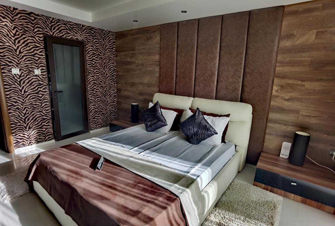 Hotel Acktion Shumen Bagian luar foto