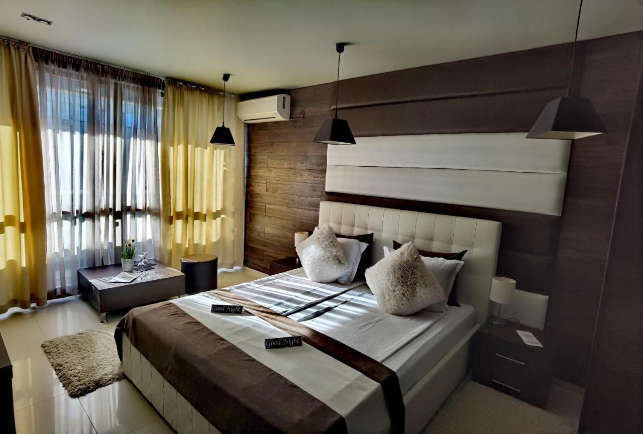 Hotel Acktion Shumen Bagian luar foto