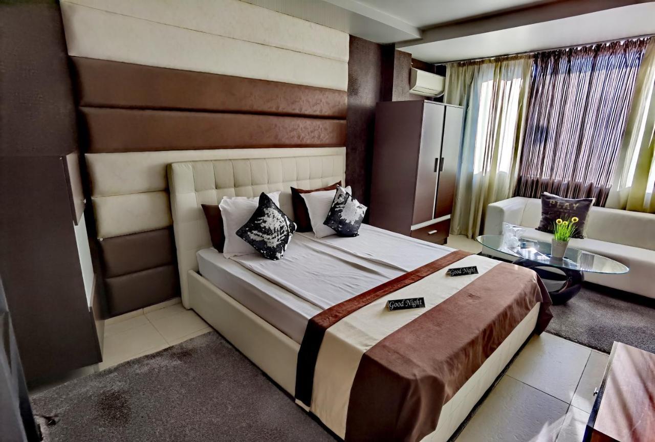 Hotel Acktion Shumen Bagian luar foto