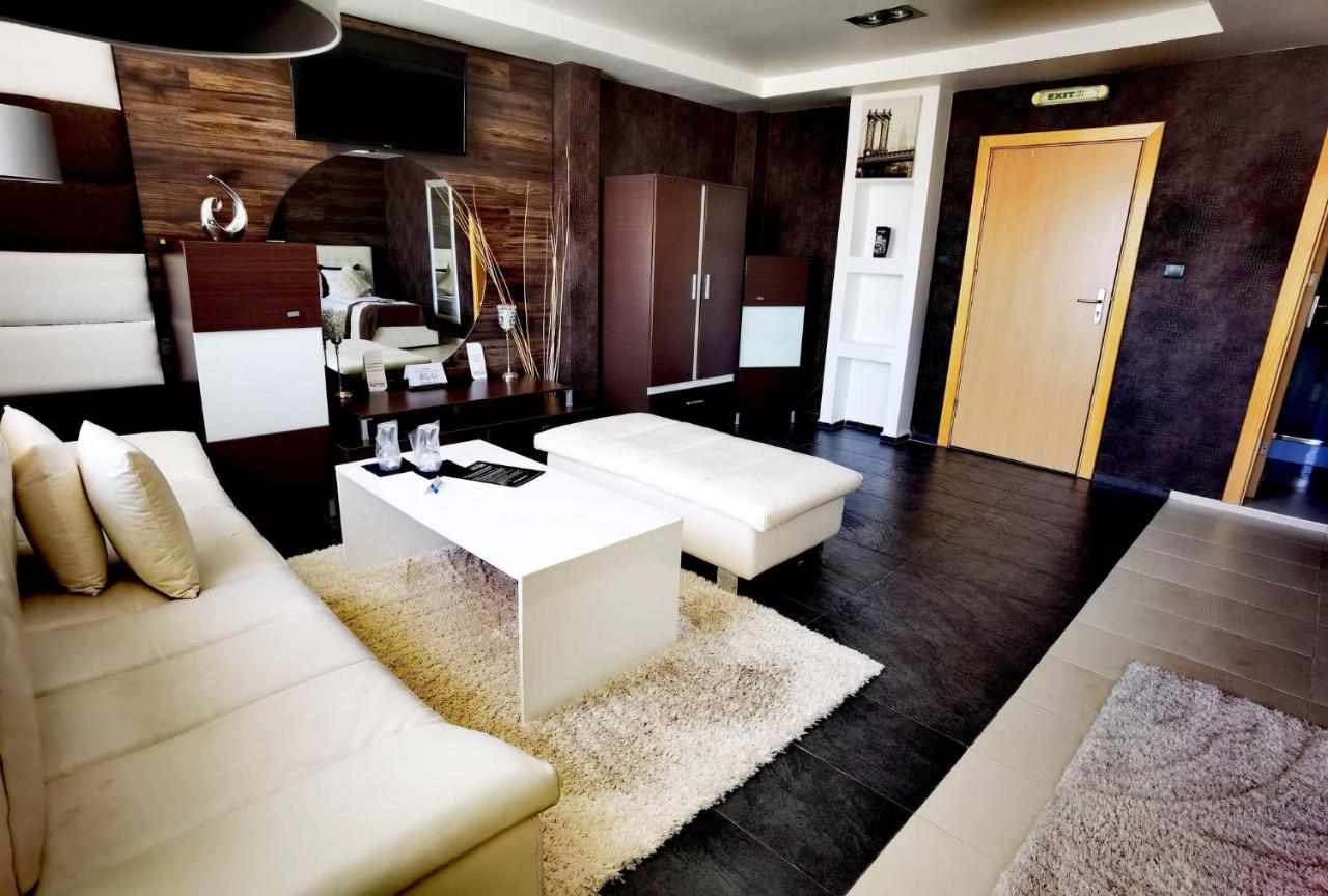 Hotel Acktion Shumen Bagian luar foto