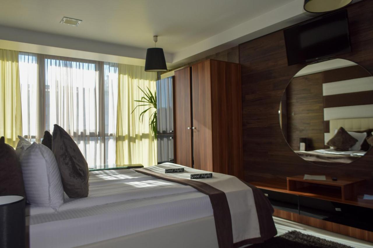 Hotel Acktion Shumen Bagian luar foto